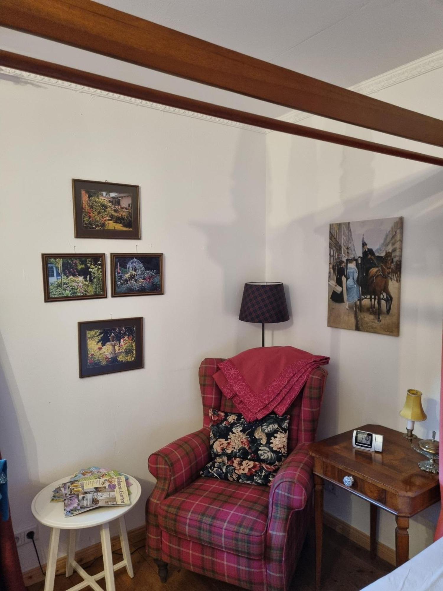 B&B Dressings Traumgarten Kaiserslautern Zimmer foto